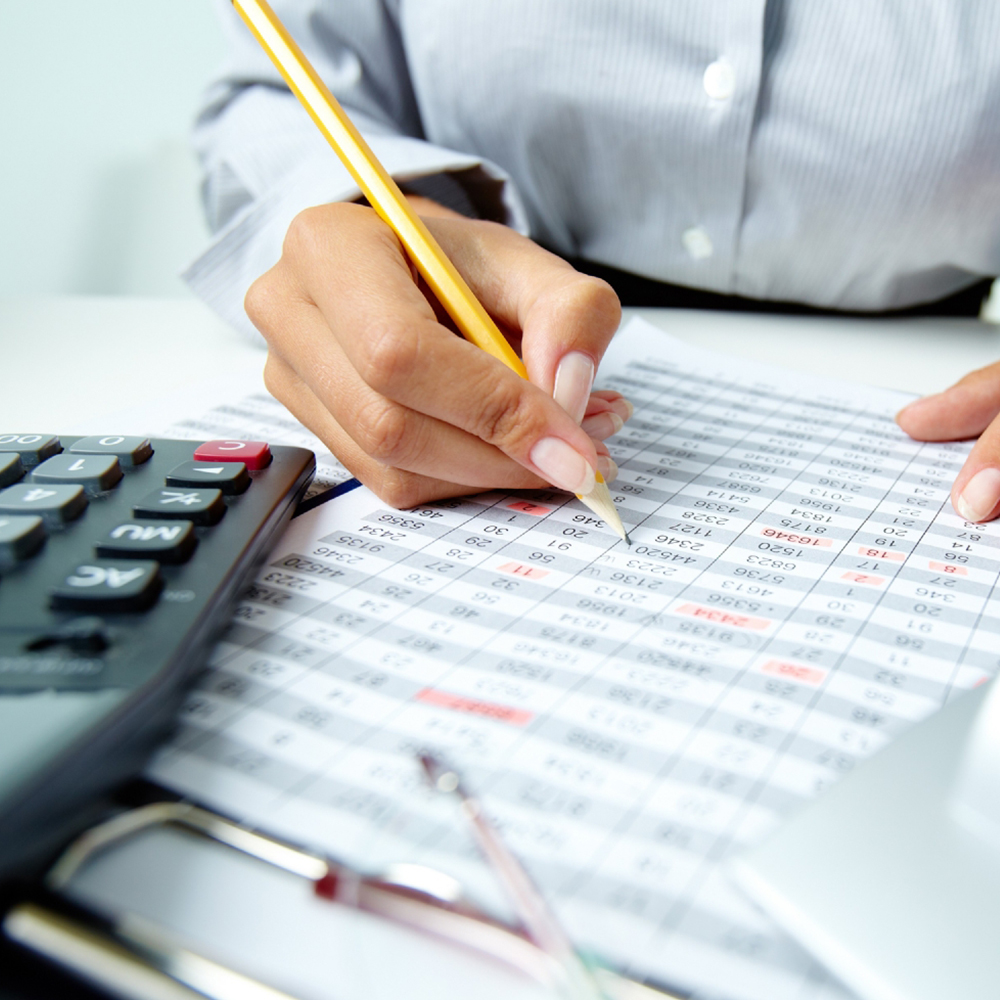 Administración y finanzas